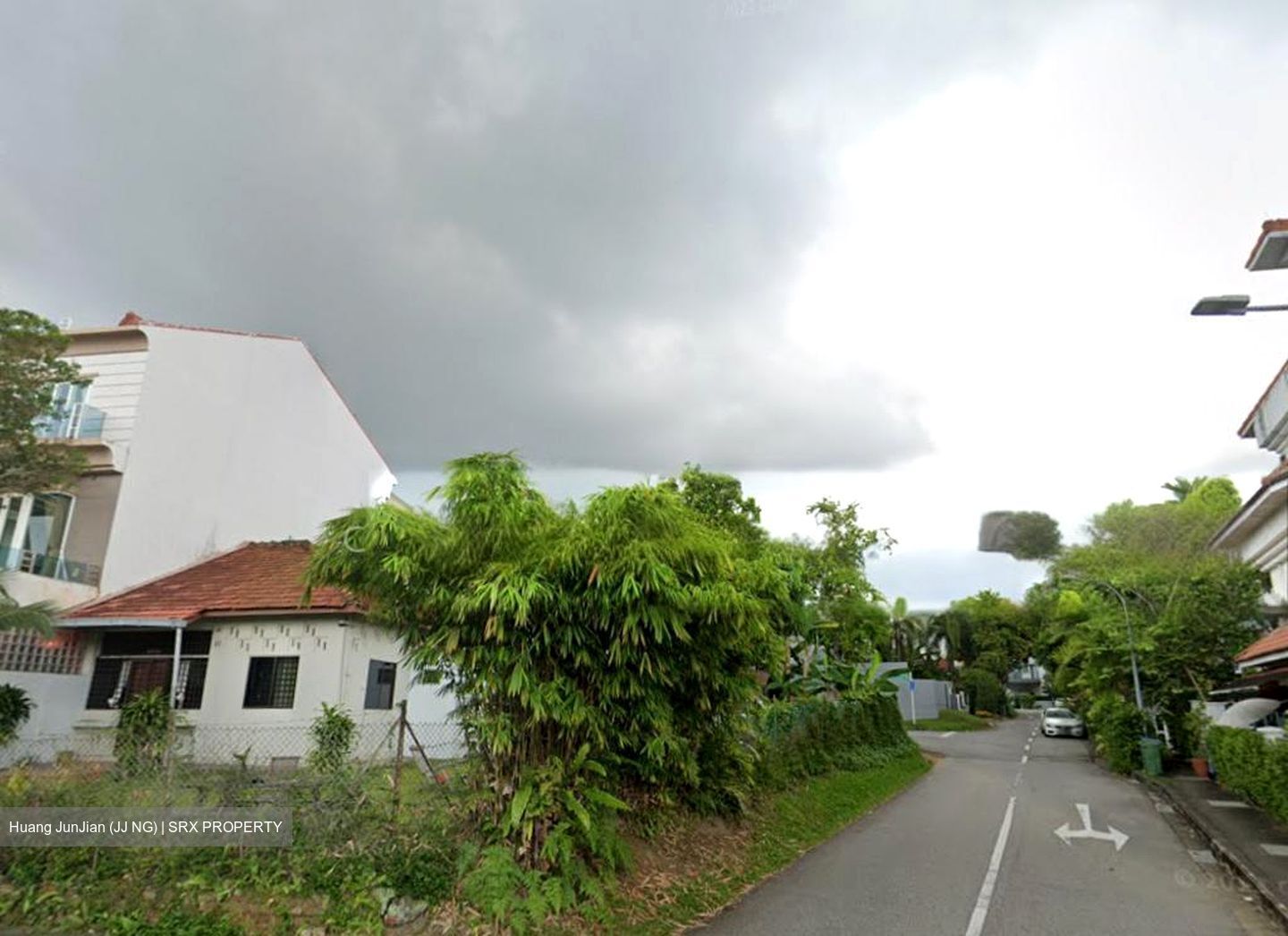 Lowland Road (D19), Terrace #504338781